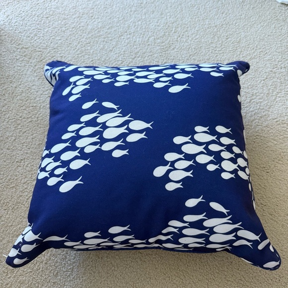 Fighting Eel Fish Print Pillow NWOT - Picture 1 of 3